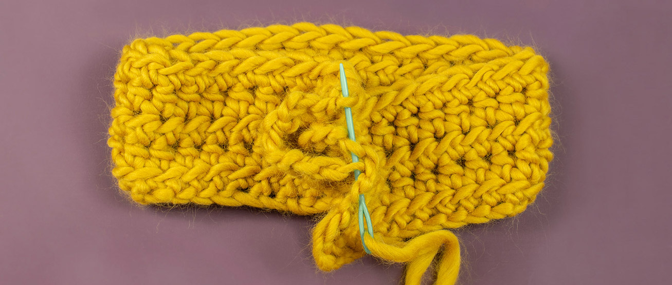 how to sew up crochet headband with a twist 
