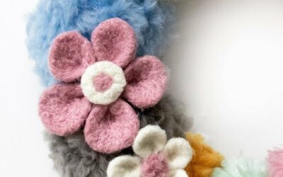 Easy Spring Flowers Wreath Decorations | Adorn Your Pom Pom Wreath | A Step by Step Free Needle Felting Tutorial