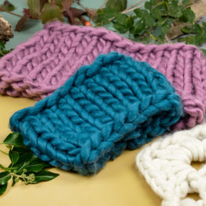 chunky knitted cowl 