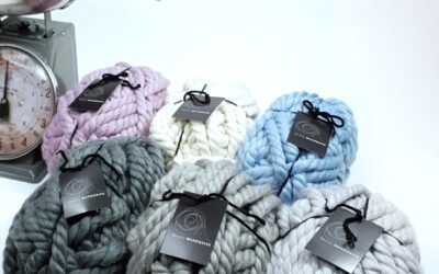 Chunky Yarn. Simplify Your Beginners Knitting Journey: Discover the Magic of our Twisty Twisty 500 gram Skeins..
